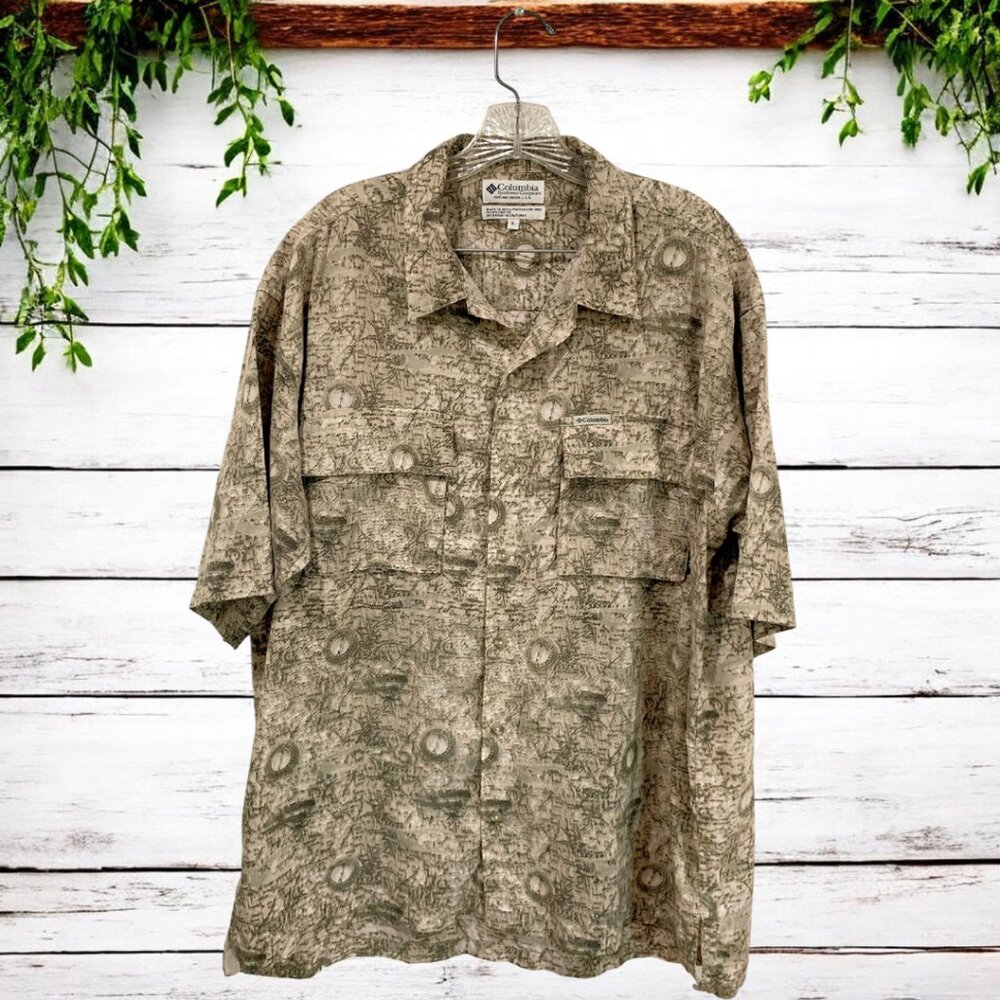 Columbia GRT Men's Sz XL All over Compass Short Sleeve Button Shirt